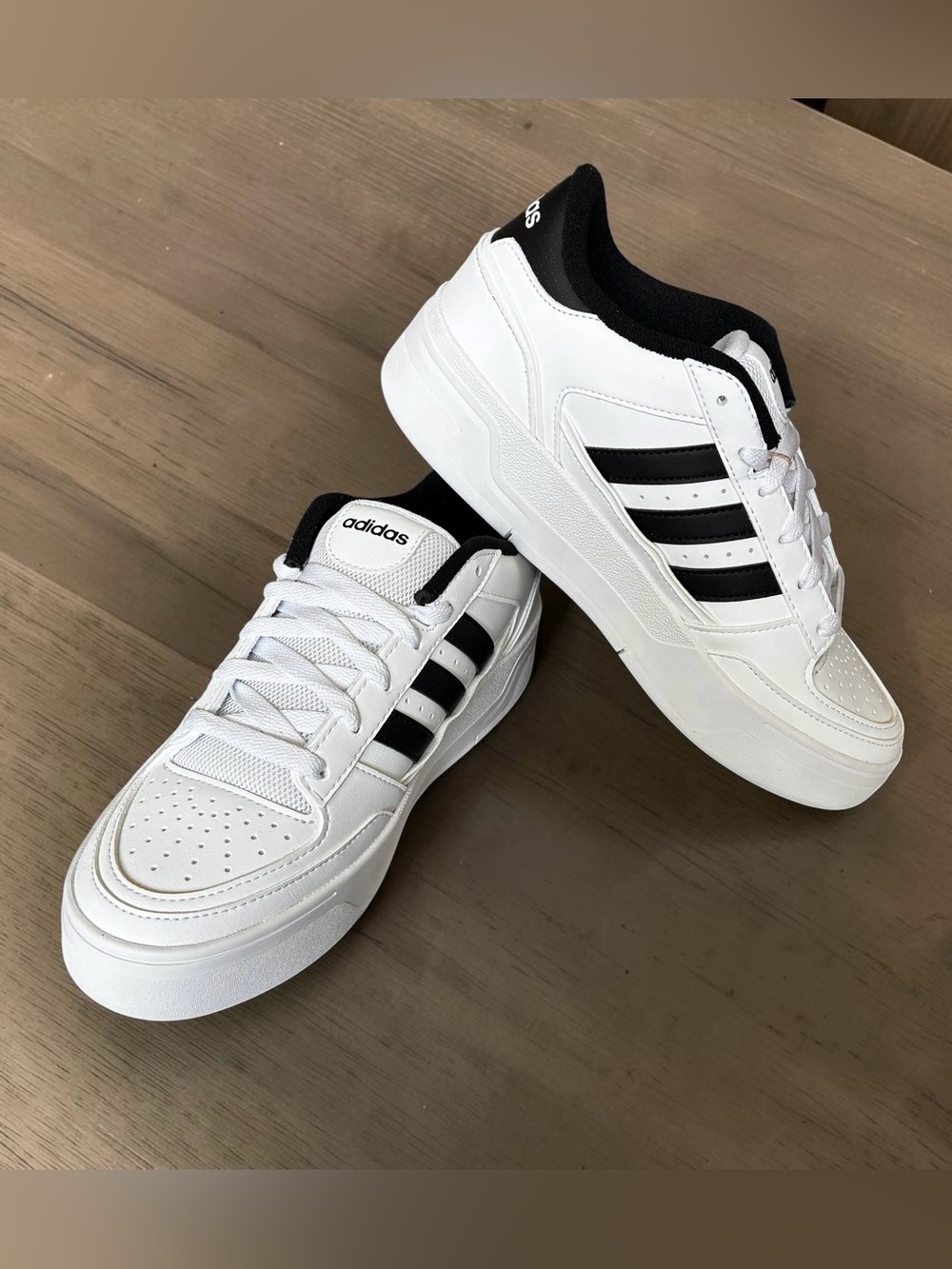 Adidas Break Start Bold Women’s Size 7.5 NEW White and Black Low-Top